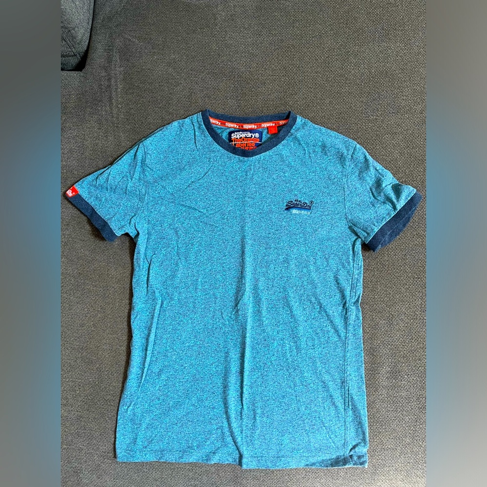 Superdry Men’s size Small ringer t shirt